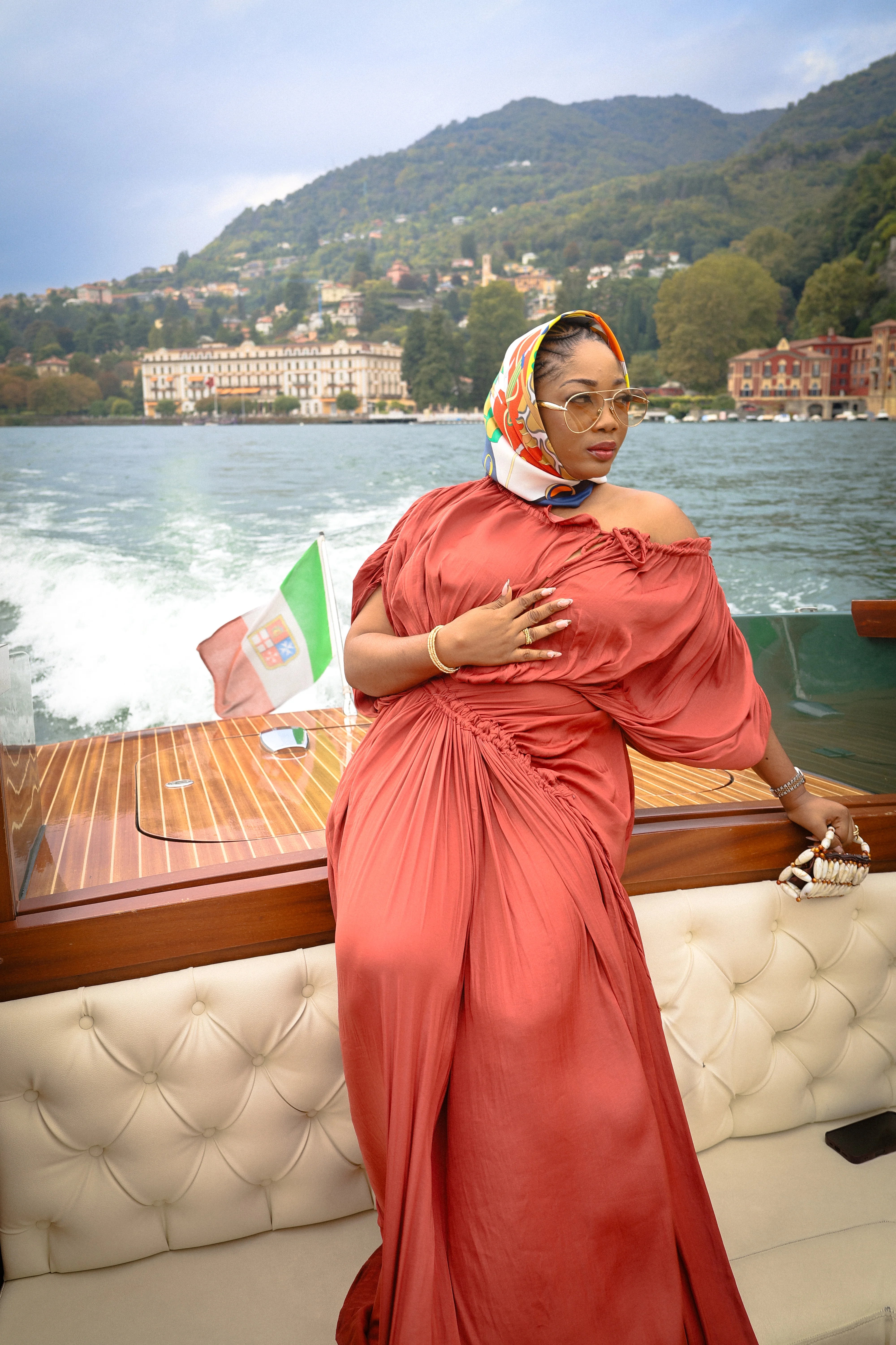 Street and lifestyle photography — candid Italian street life by Adnane Vision